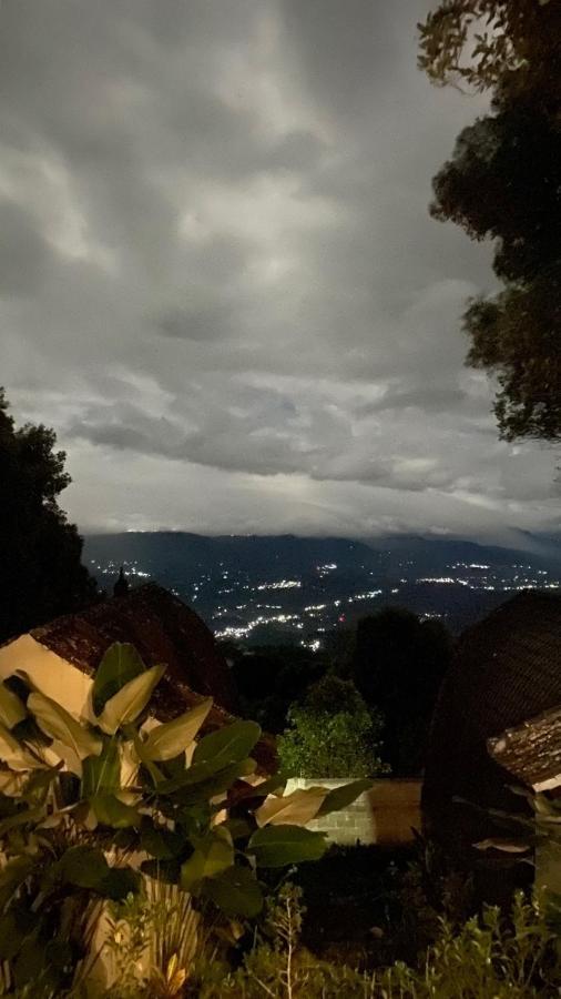 La Cascata Bali Munduk Villa Exteriör bild
